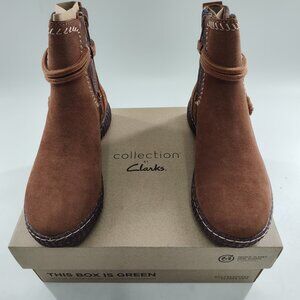 Clarks Women's Caroline Lily Dark Tan Suede Size 5/5    P#87@CMK